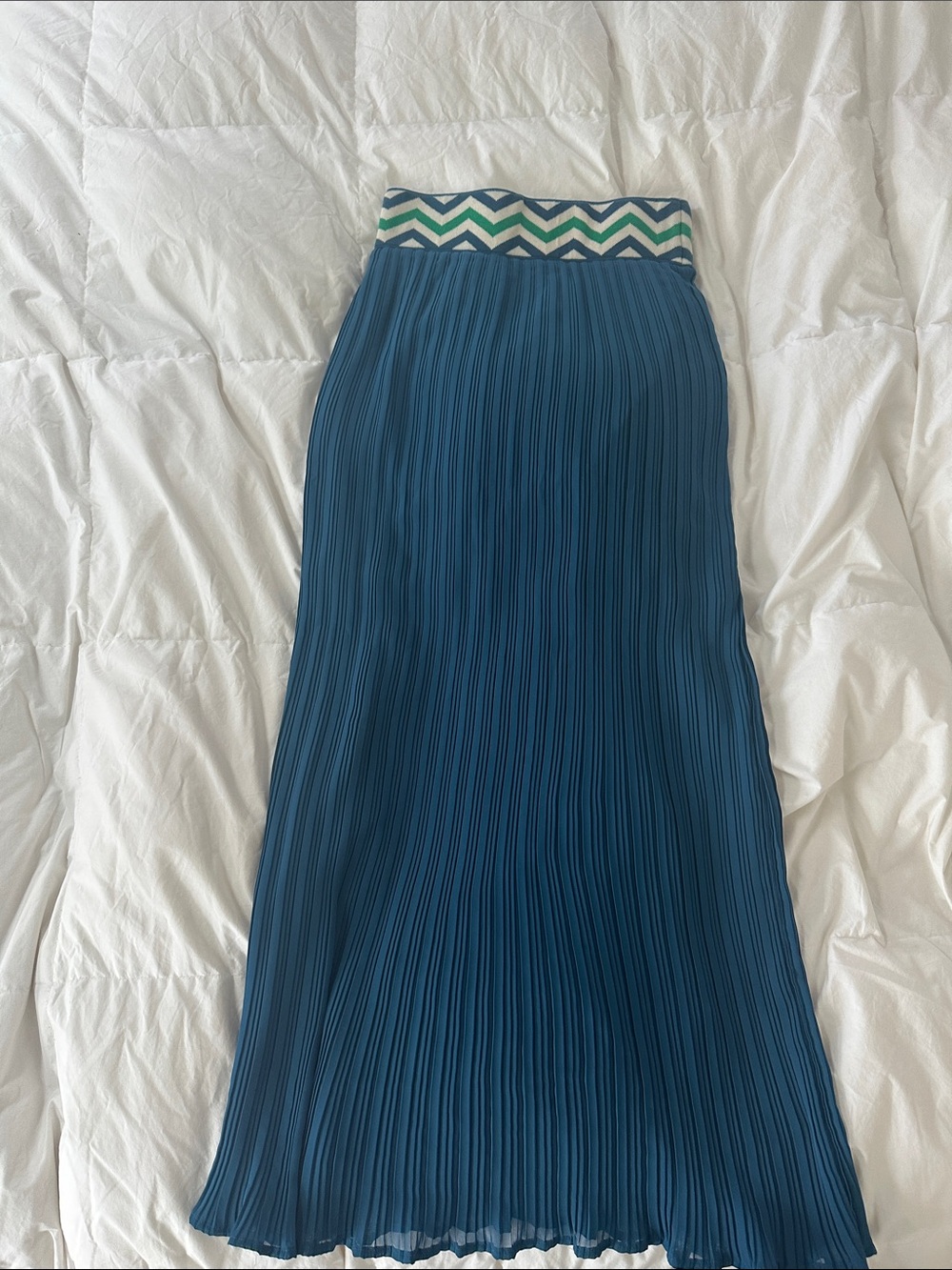 Pleated Maxi Skirt with Chevron Waistband - Teal/Green